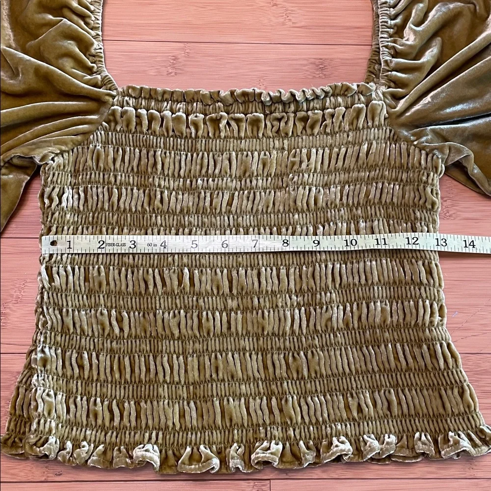 Anthropologie Puff Sleeve Velvet Blouse Medium Smocked Bodice Square Neck Gold - Picture 13 of 14